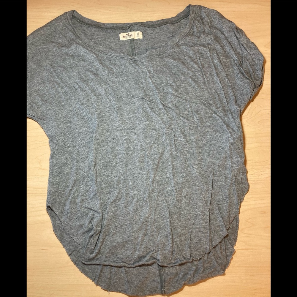 Hollister yoga shirt